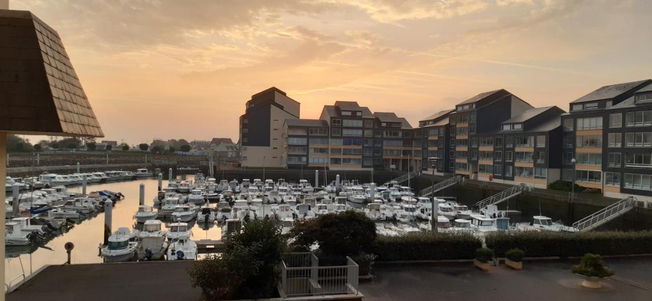 La Boussole Apartment Courseulles-sur-Mer Luaran gambar